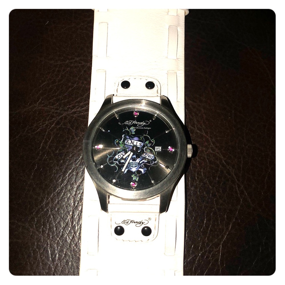 Ed Hardy Love Kills Slowly watch